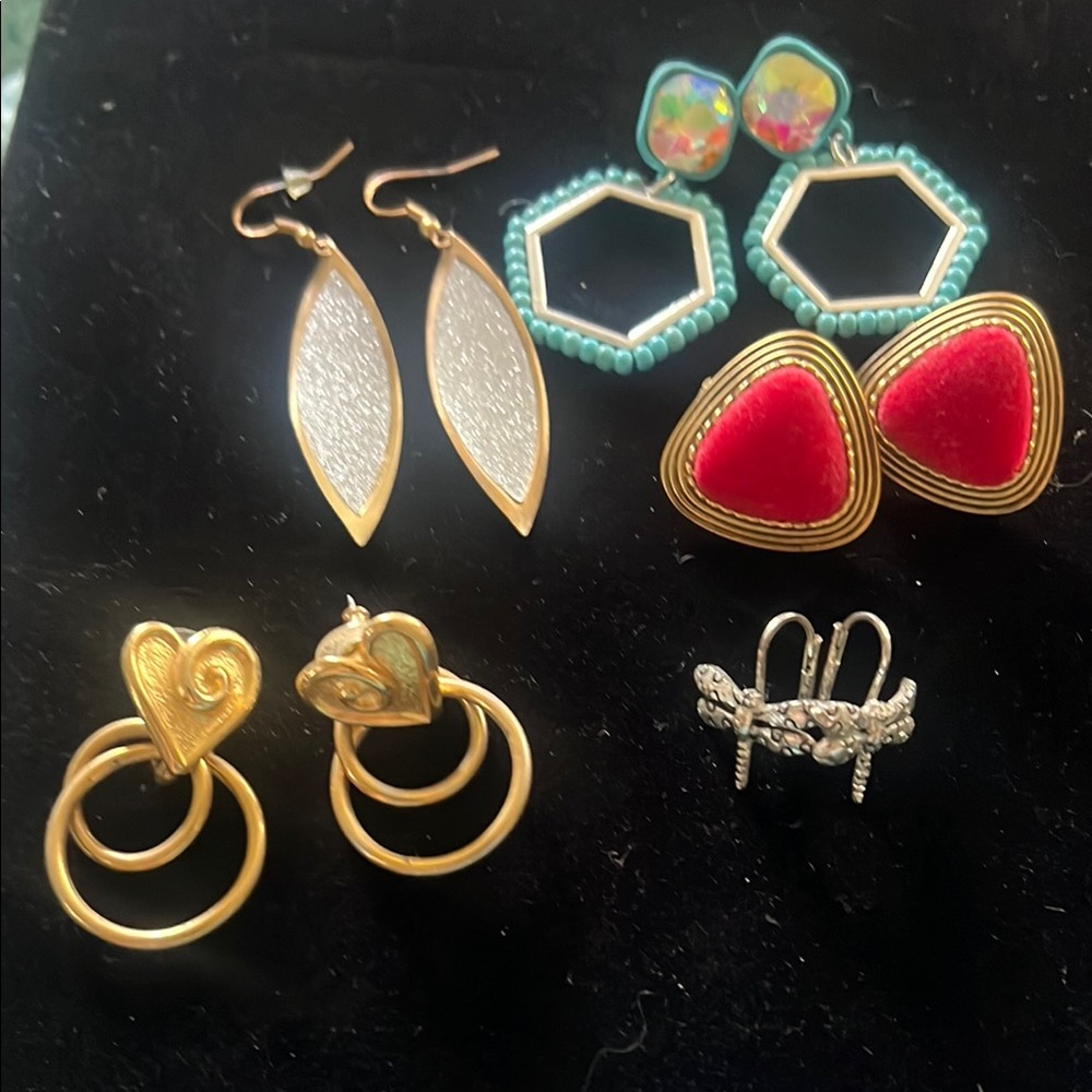 5 Pairs Vintage Earrings